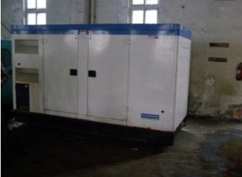 开封二手康明斯150kw大型柴油发电机组